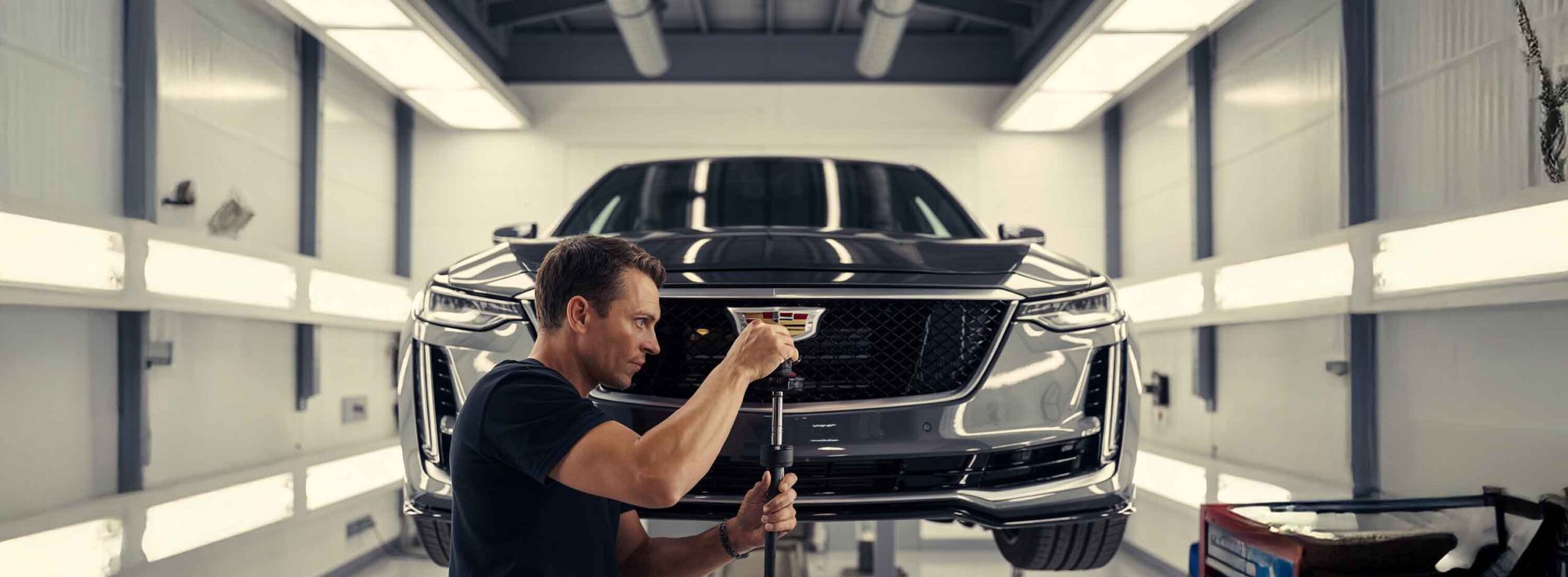 cadillac ct6 certified collision center cadillac ct6 certified collision center - Friendly Certified Collision Center